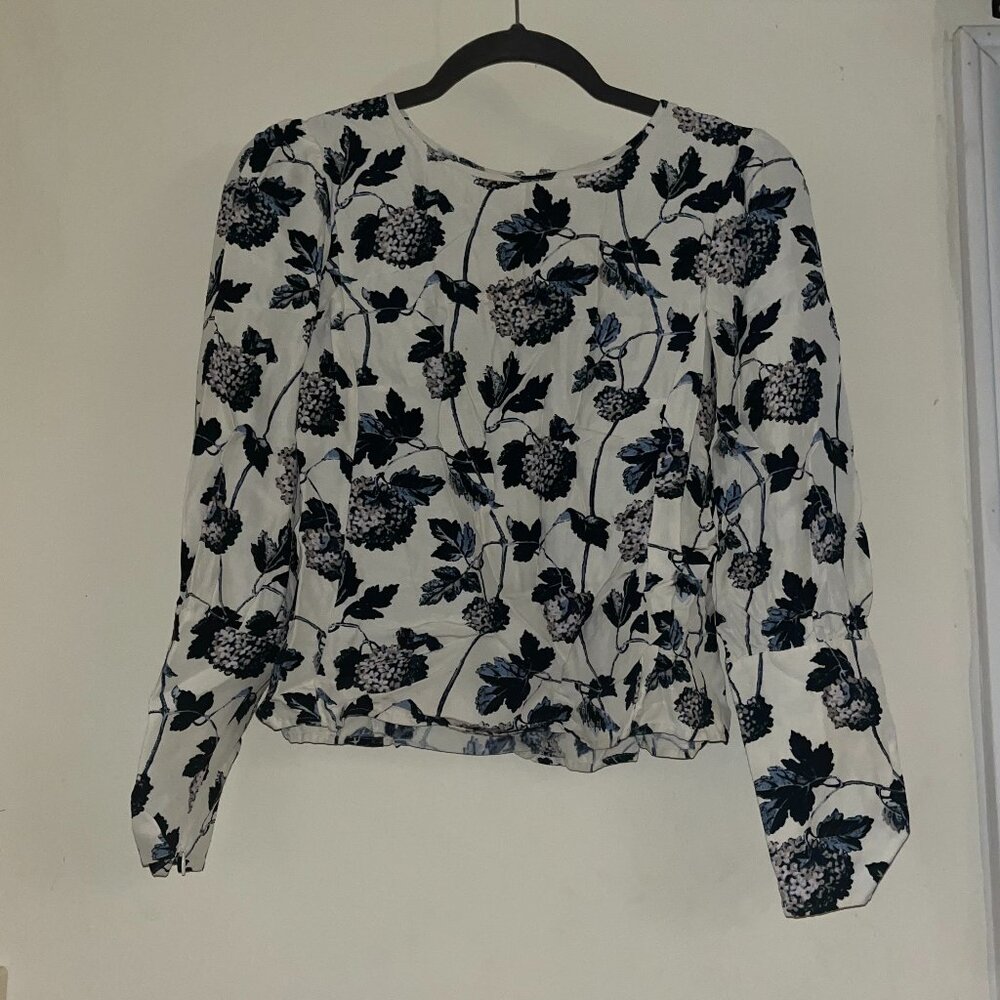 Club Monaco Floral Print Women's Long Sleeve Top size xs - Picture 1 of 2